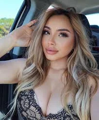 female escorts in Connaught Place female escorts Connaught Place